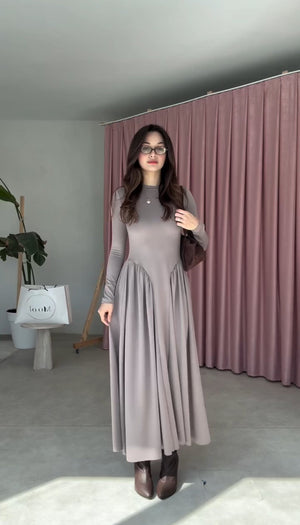 ABITO JANINA