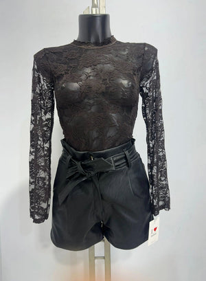 COORDINATO FEILA ( SHORTS + BODY + GIACCA )